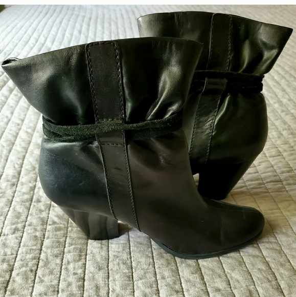 Nine & Co. Marissa Black Leather Booties - Picture 8 of 9